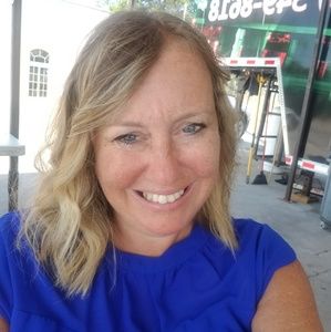 Meet your Posher, Cindy